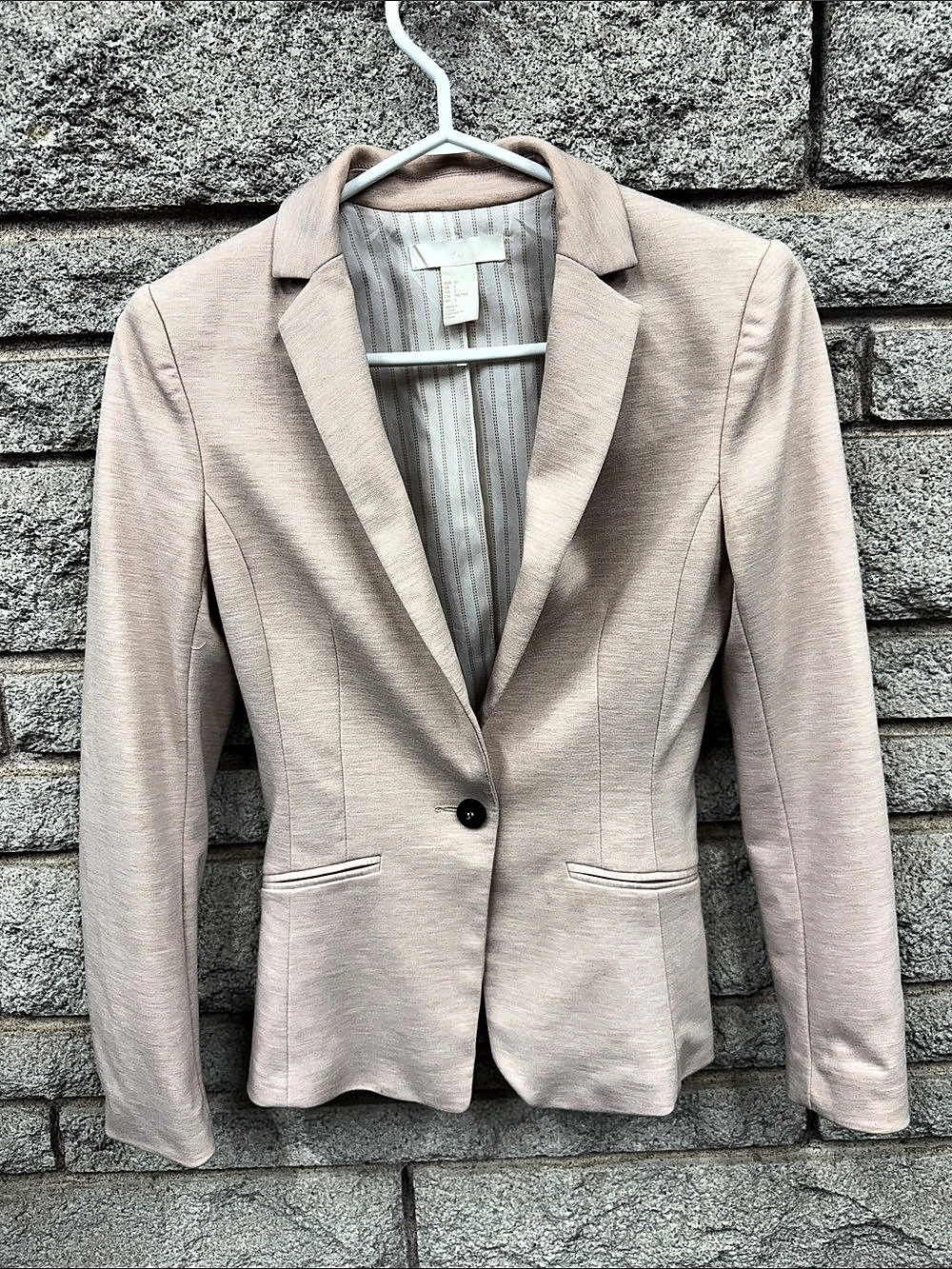 H&M Women’s Blush Beige Tailored Blazer Size 2 Single Button Stretch Jacket
